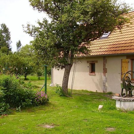 Au Grand Pre Bed & Breakfast Theillay Dış mekan fotoğraf