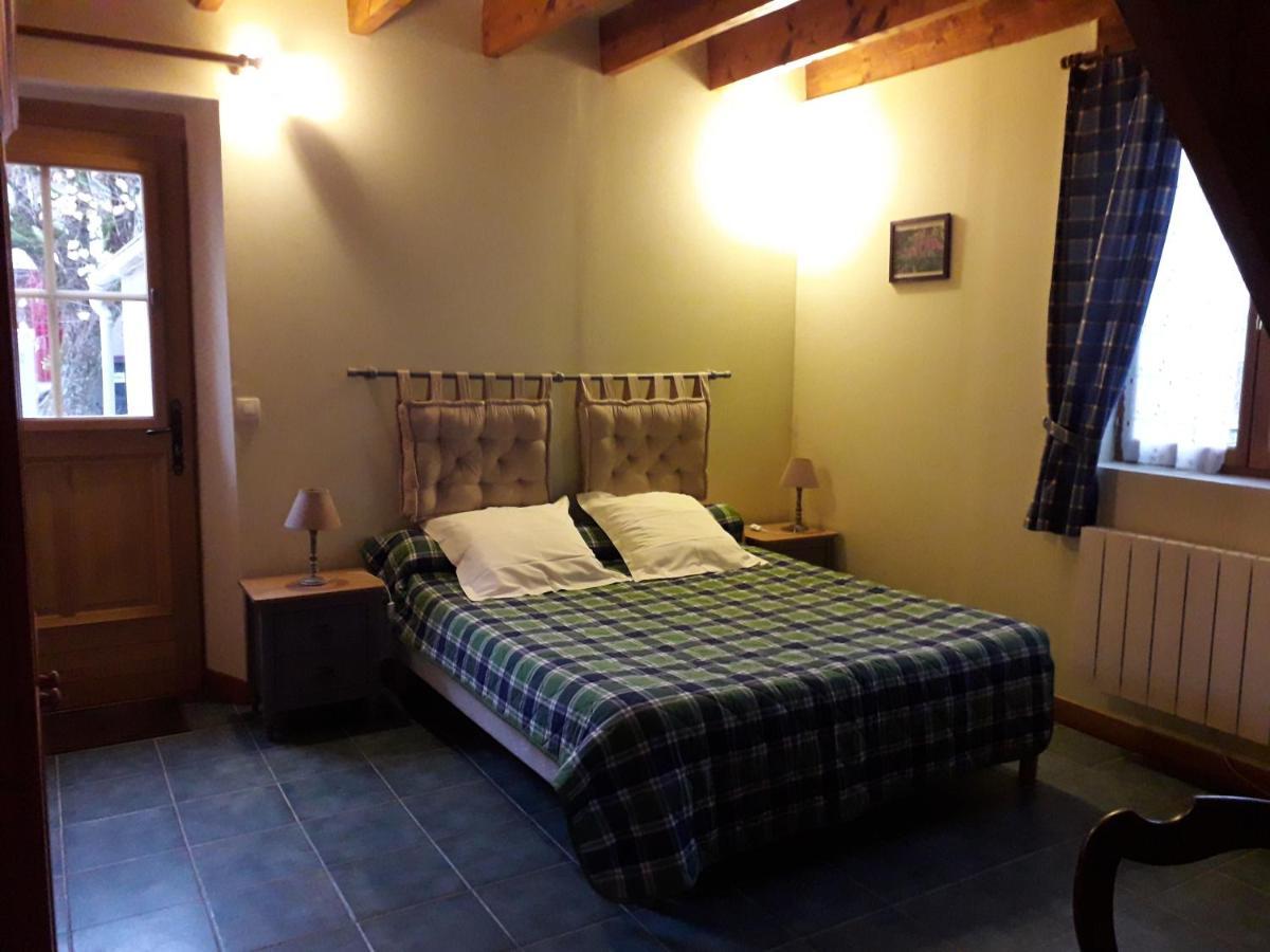Au Grand Pre Bed & Breakfast Theillay Dış mekan fotoğraf